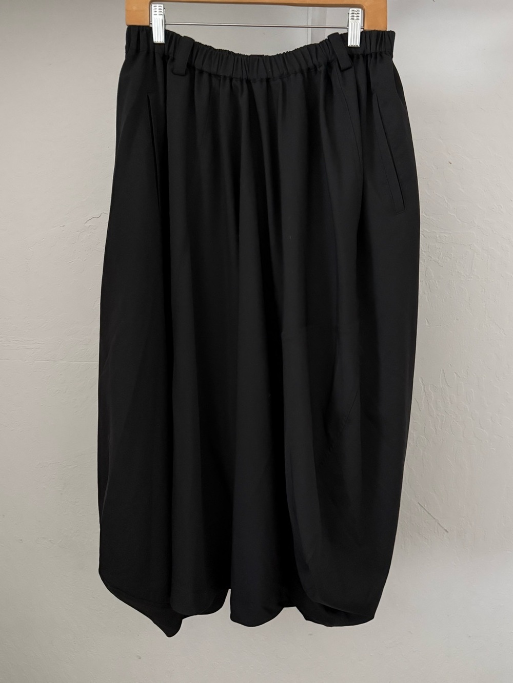 Moyuru Japan Black Asymmetrical Skirt